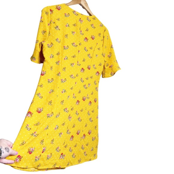 New with Tag Women's Francesca's Blue Rain Yellow Polka Dot Floral Mini Dress - Picture 11 of 16